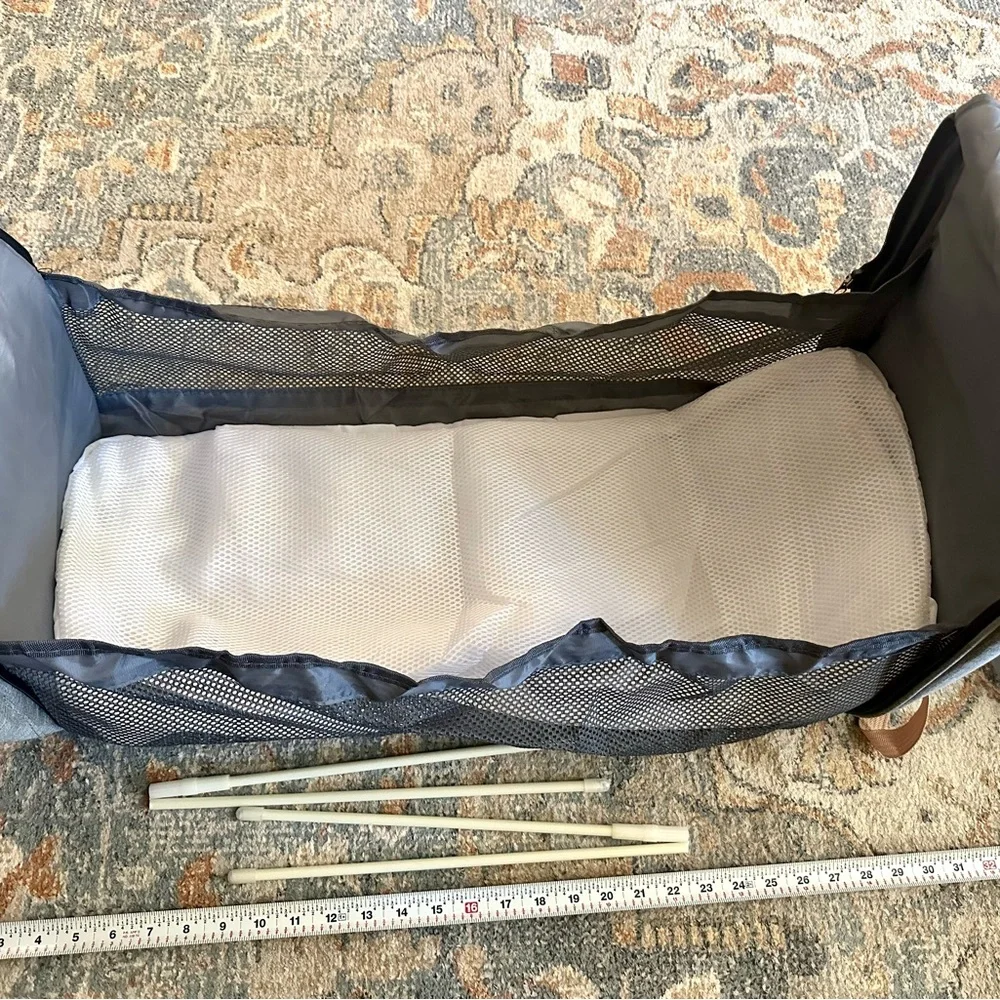 NWOT‎ Multi-Function Travel Diaper Bag / Changing Station / Privacy Sleep